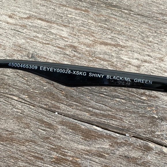 Quiksilver Boardriders boys sunglasses - Picture 4 of 4